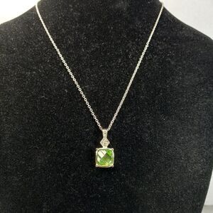 NRT Silver tone metal Green Faceted Cabochon/clear Rhinestone Pendant Necklace